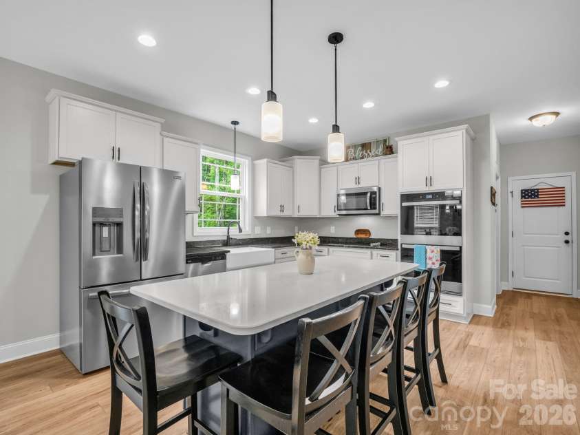 905 Rolling Road, Lincolnton, NC 28092.  MLS# CAR4386147, YatesRealty ID 27907. 