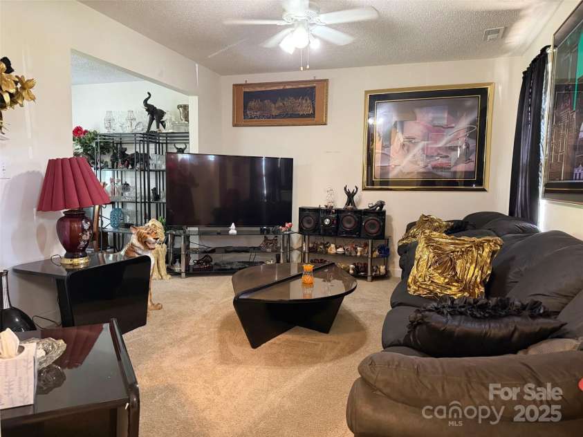 4046 Fairmeadow Drive, Lancaster, SC 29720.  MLS# CAR4280658, YatesRealty ID 27909. 