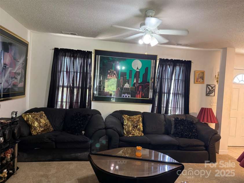 4046 Fairmeadow Drive, Lancaster, SC 29720.  MLS# CAR4280658, YatesRealty ID 27909. 