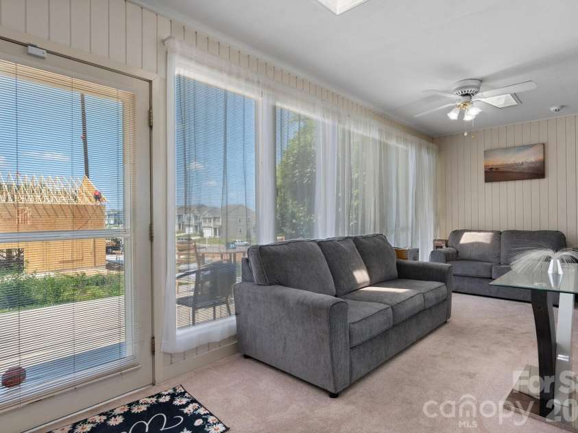 1330 5th Street, Hickory, NC 28601.  MLS# CAR4268125, YatesRealty ID 2791. 