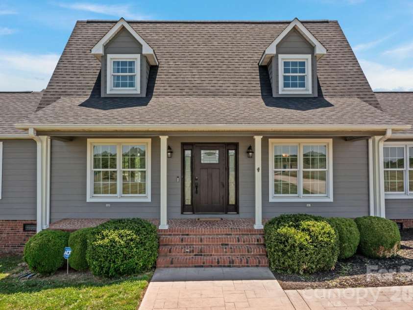 360 Whitaker Road, Shelby, NC 28152.  MLS# CAR4379055, YatesRealty ID 27910. 
