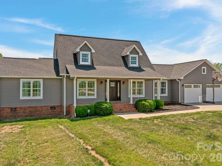 360 Whitaker Road, Shelby, NC 28152.  MLS# CAR4379055, YatesRealty ID 27910. 