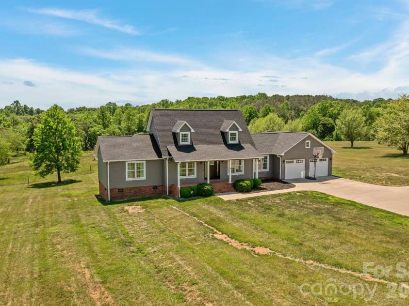 360 Whitaker Road, Shelby, NC 28152.  MLS# CAR4379055, YatesRealty ID 27910. 