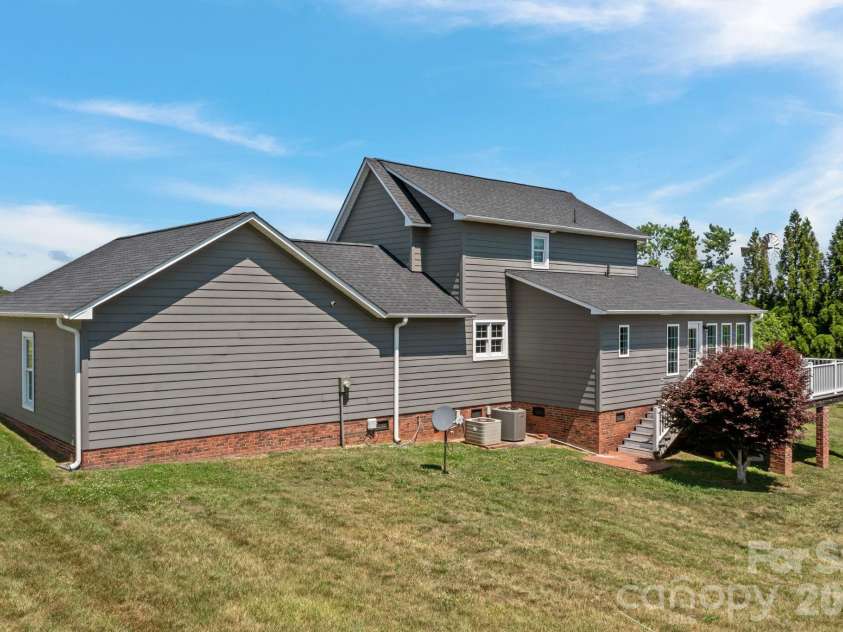 360 Whitaker Road, Shelby, NC 28152.  MLS# CAR4379055, YatesRealty ID 27910. 