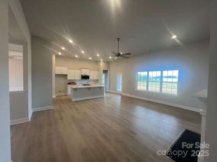104 Swan Park Lane, Statesville, NC 28625.  MLS# CAR4284568, YatesRealty ID 27911. 