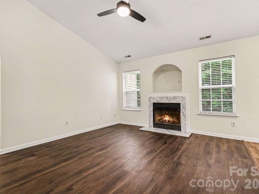 3385 Hunting Wood Court, Gastonia, NC 28052.  MLS# CAR4388517, YatesRealty ID 27911. 