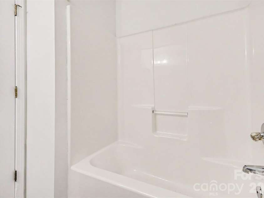 3385 Hunting Wood Court, Gastonia, NC 28052.  MLS# CAR4388517, YatesRealty ID 27911. 