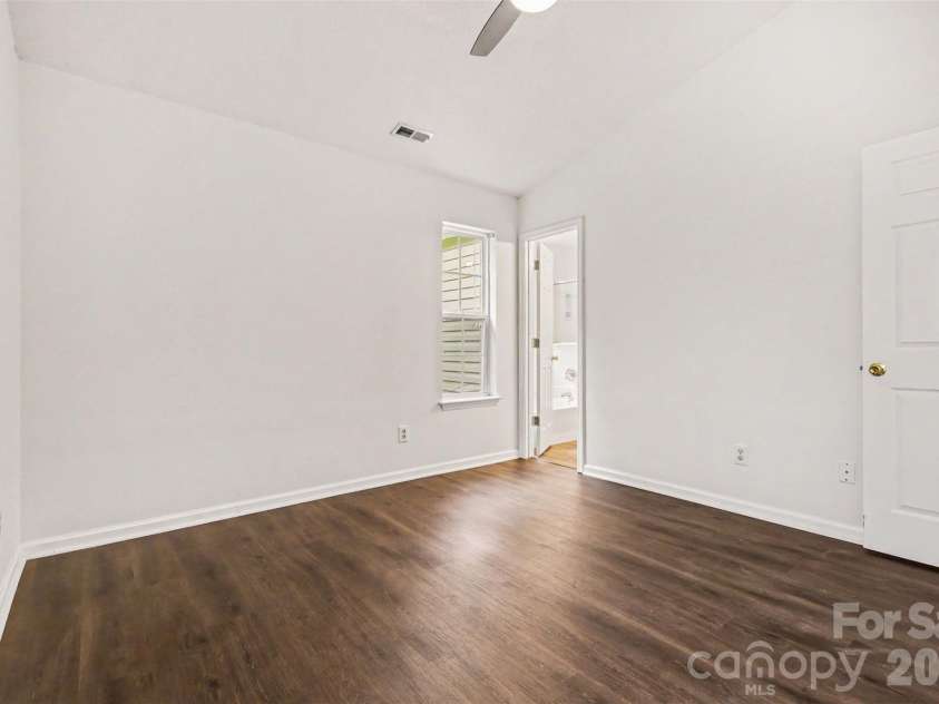 3385 Hunting Wood Court, Gastonia, NC 28052.  MLS# CAR4388517, YatesRealty ID 27911. 