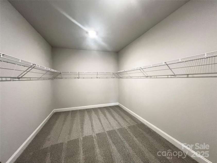 140 Swan Park Lane, Statesville, NC 28625.  MLS# CAR4284511, YatesRealty ID 27912. Primary closet