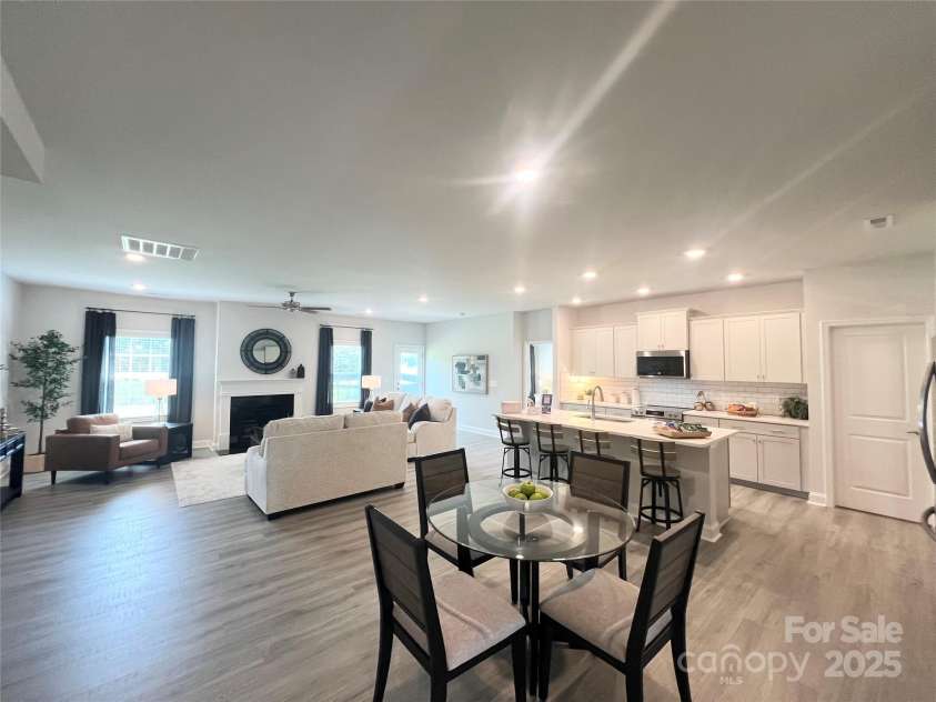 134 Swan Park Lane, Statesville, NC 28625.  MLS# CAR4284147, YatesRealty ID 27913. 