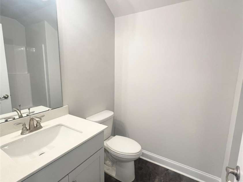 134 Swan Park Lane, Statesville, NC 28625.  MLS# CAR4284147, YatesRealty ID 27913. 