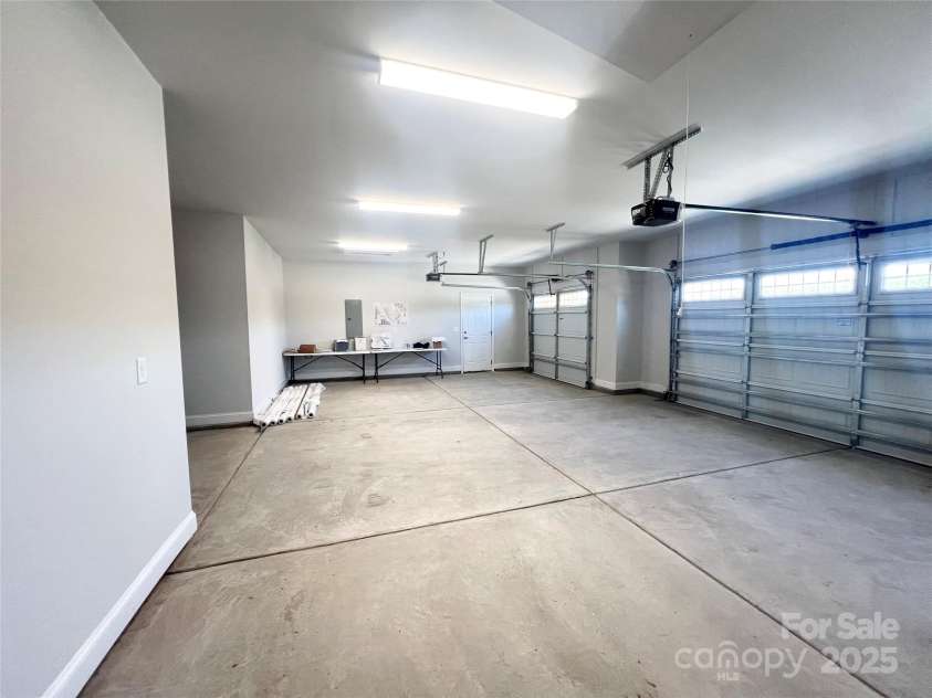 134 Swan Park Lane, Statesville, NC 28625.  MLS# CAR4284147, YatesRealty ID 27913. 