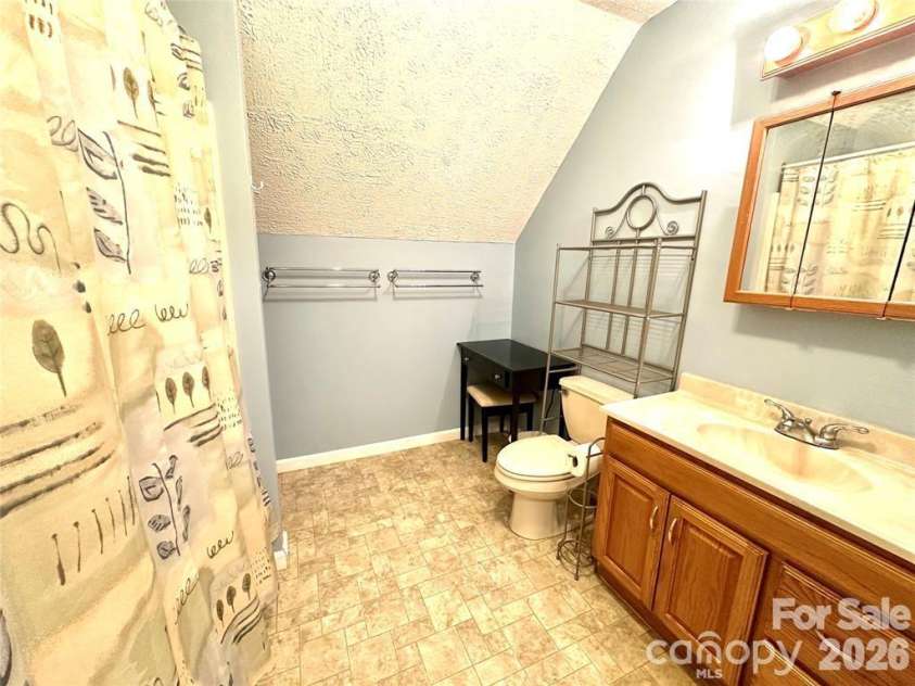 386 Groves Road, Union Mills, NC 28167.  MLS# CAR4388735, YatesRealty ID 27913. 