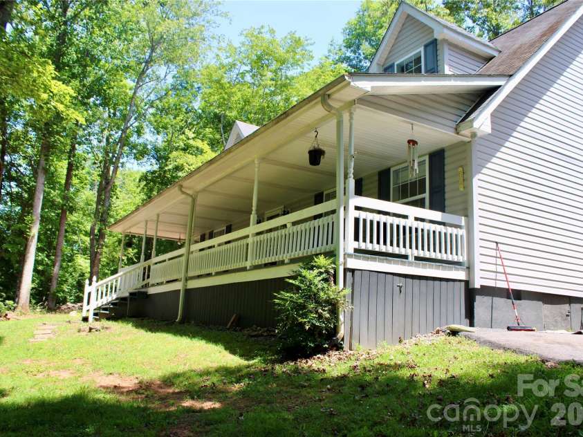 386 Groves Road, Union Mills, NC 28167.  MLS# CAR4388735, YatesRealty ID 27913. 
