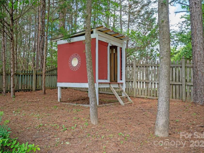 3510 Cole Mill Road, Charlotte, NC 28270.  MLS# CAR4269692, YatesRealty ID 27914. Shed