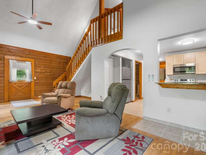 3206 Fork Mountain Road, Bakersville, NC 28705.  MLS# CAR4386731, YatesRealty ID 27916. Living room