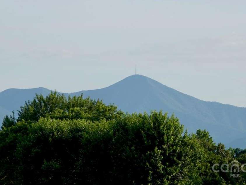 795 Monte Vista Road, Candler, NC 28715.  MLS# CAR4273590, YatesRealty ID 27916. Majestic Mt. Pisgah!