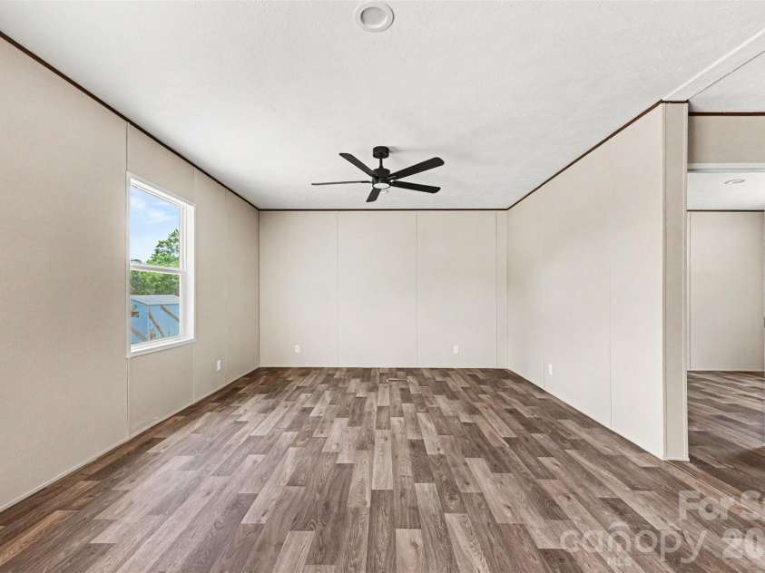 9526 Caycee Drive, Davidson, NC 28036.  MLS# CAR4376695, YatesRealty ID 27917. 