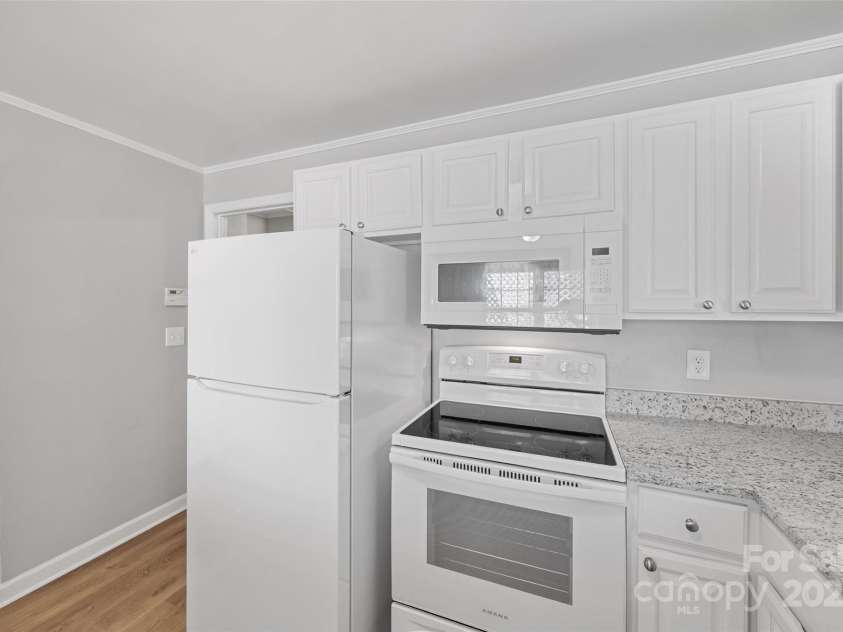 6709 Accrington Court, Charlotte, NC 28227.  MLS# CAR4282926, YatesRealty ID 27918. 