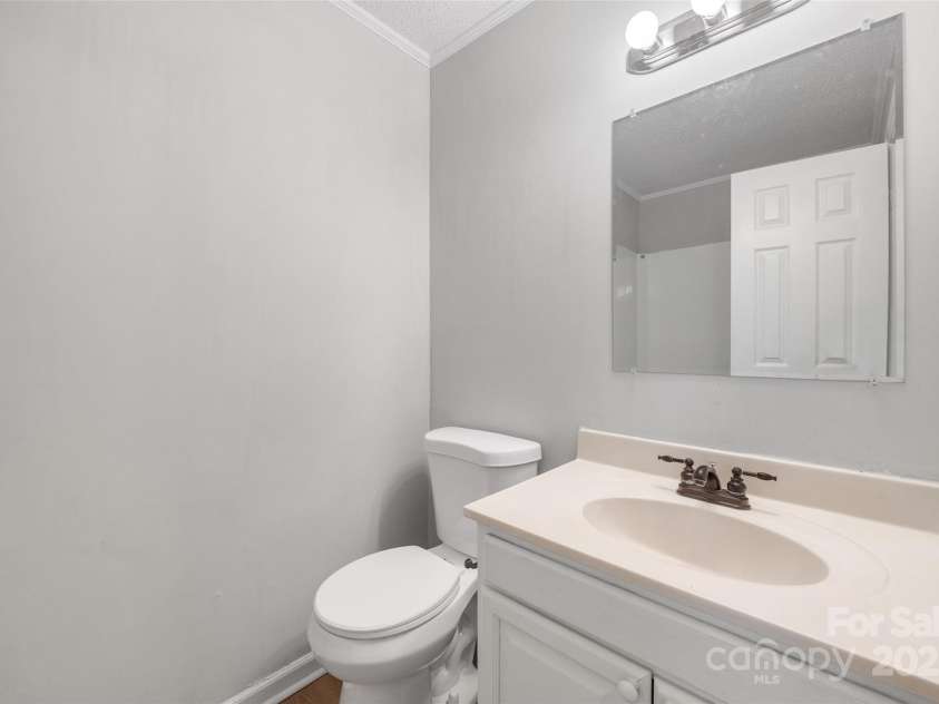 6709 Accrington Court, Charlotte, NC 28227.  MLS# CAR4282926, YatesRealty ID 27918. 