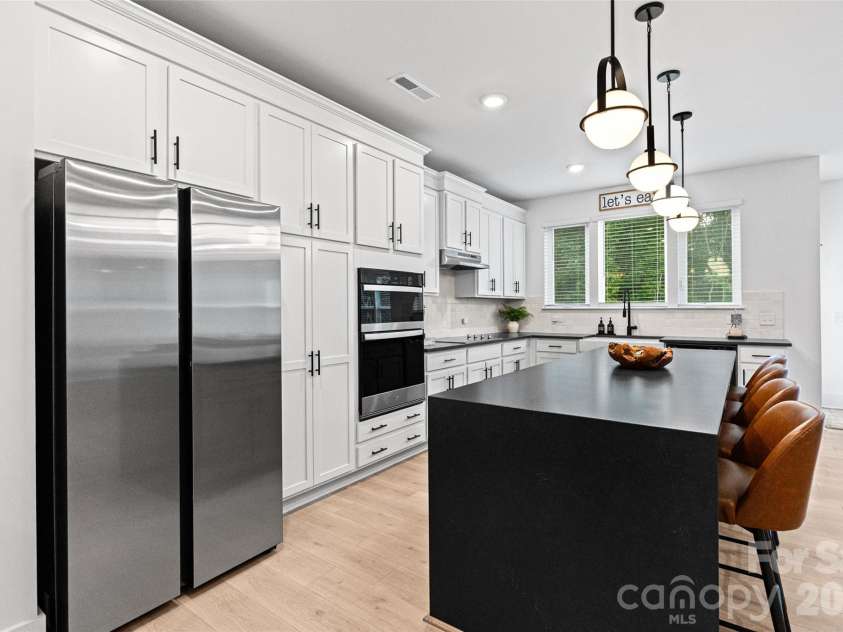 121 Tangle River Drive, Statesville, NC 28677.  MLS# CAR4386651, YatesRealty ID 27919. 