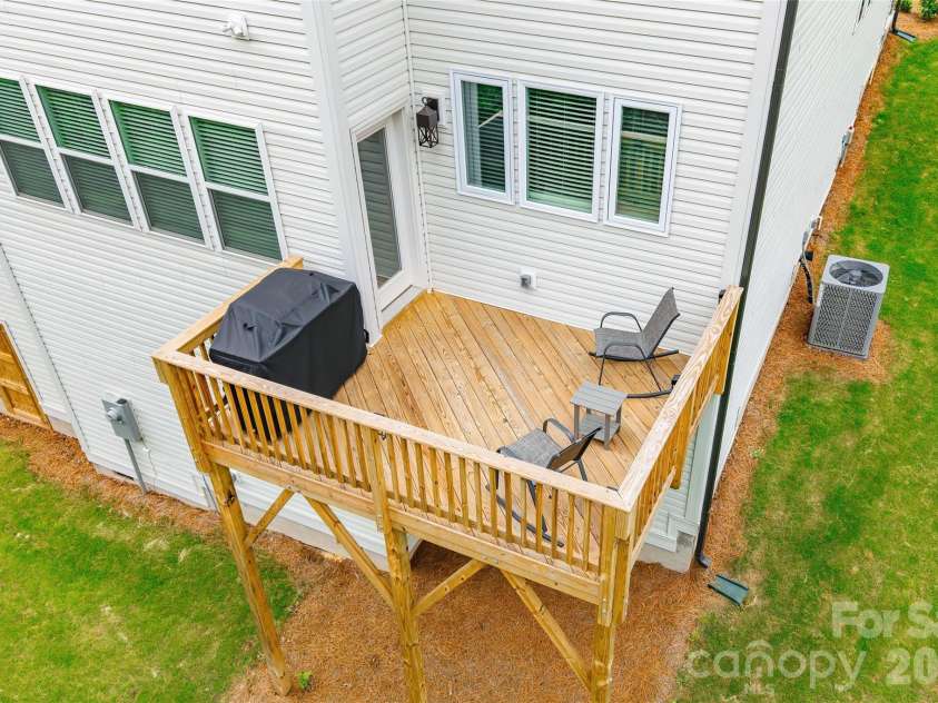 121 Tangle River Drive, Statesville, NC 28677.  MLS# CAR4386651, YatesRealty ID 27919. 