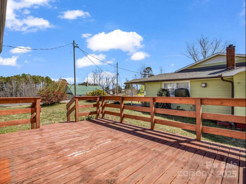 34 Manus Chapel Road, Mill Spring, NC 28756.  MLS# CAR4234252, YatesRealty ID 2792. 