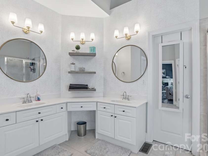 2066 Applebrook Drive, Wesley Chapel, NC 28110.  MLS# CAR4380980, YatesRealty ID 27920. 