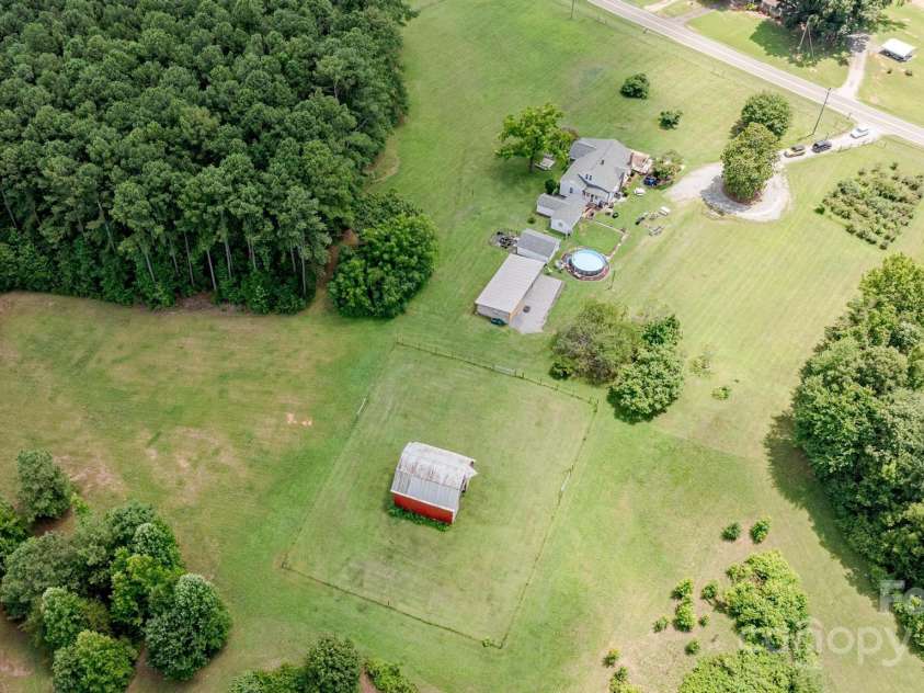 5486 Sherrills Ford Road, Catawba, NC 28609.  MLS# CAR4282950, YatesRealty ID 27921. 