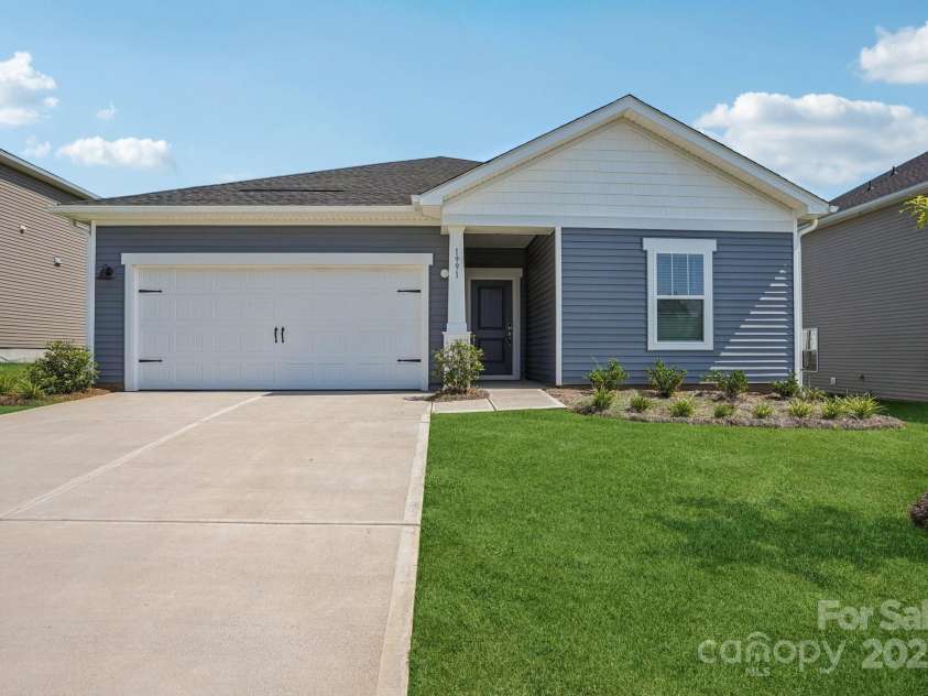 1991 Paddlewheel Drive, Stanley, NC 28164.  MLS# CAR4279415, YatesRealty ID 27924. 