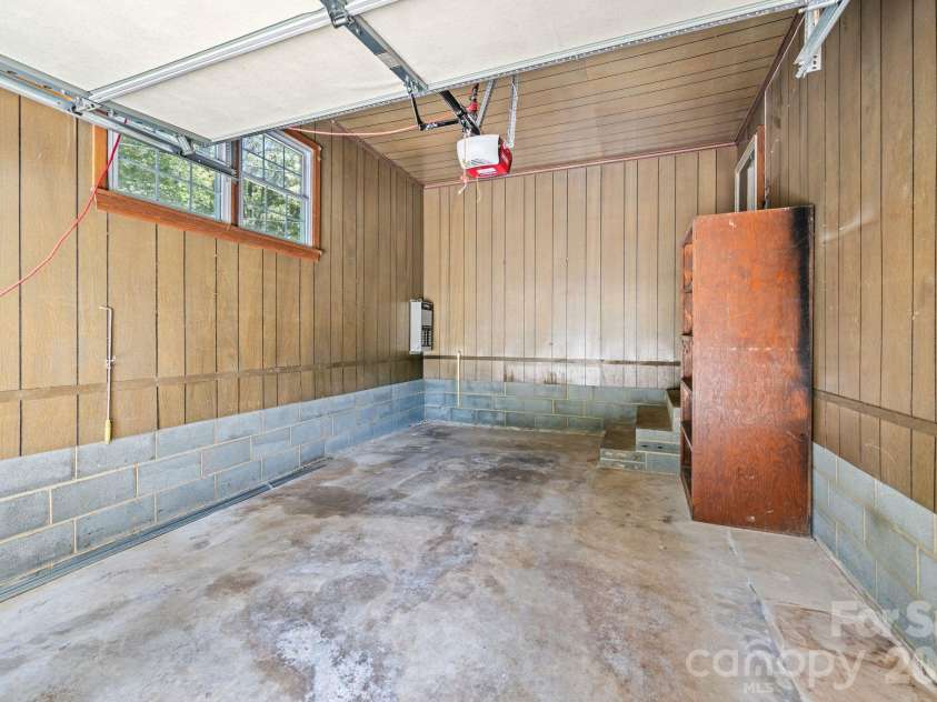 475 Pamela Street, Salisbury, NC 28146.  MLS# CAR4383115, YatesRealty ID 27925. 