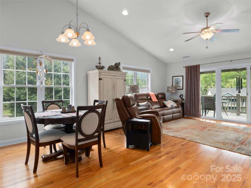 55 Tri Vista Drive, Lake Junaluska, NC 28745.  MLS# CAR4283075, YatesRealty ID 27925. 