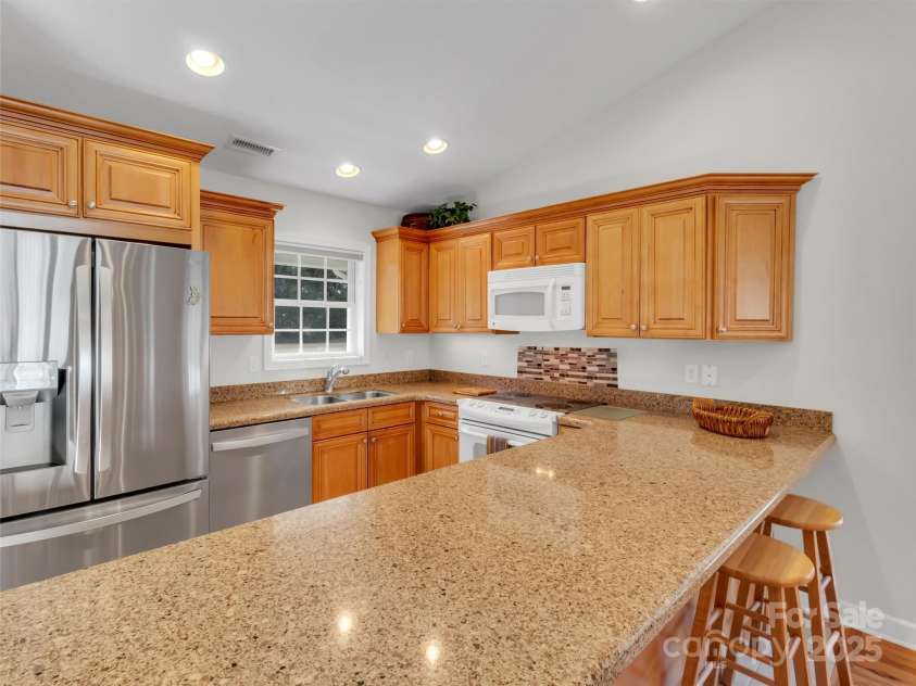 55 Tri Vista Drive, Lake Junaluska, NC 28745.  MLS# CAR4332103, YatesRealty ID 27925. 