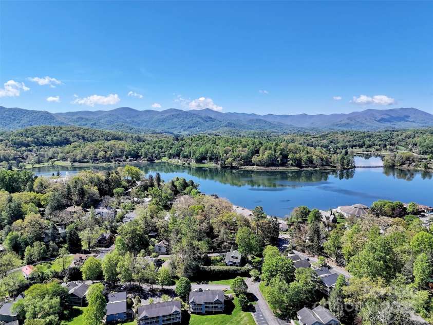 55 Tri Vista Drive, Lake Junaluska, NC 28745.  MLS# CAR4332103, YatesRealty ID 27925. 