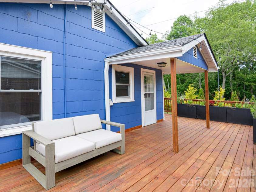48 Hickory Tree Road, Asheville, NC 28805.  MLS# CAR4389136, YatesRealty ID 27927. 