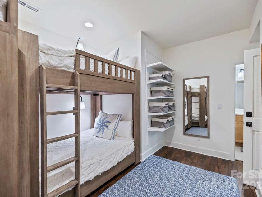 1048 Cherokee Trace, Lake Toxaway, NC 28747.  MLS# CAR4250028, YatesRealty ID 27928. Bunkroom