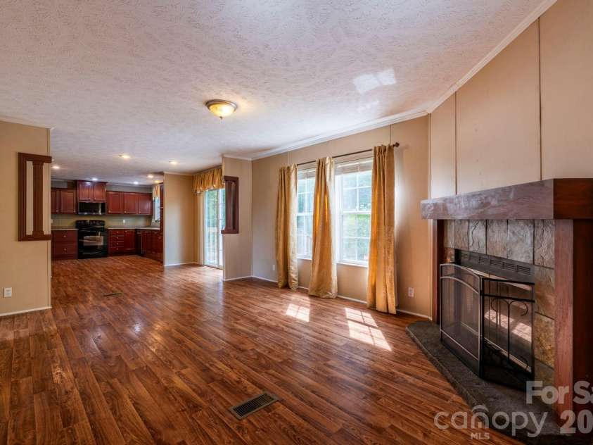 351 Mag Sluder Road, Alexander, NC 28701.  MLS# CAR4385877, YatesRealty ID 27928. Den