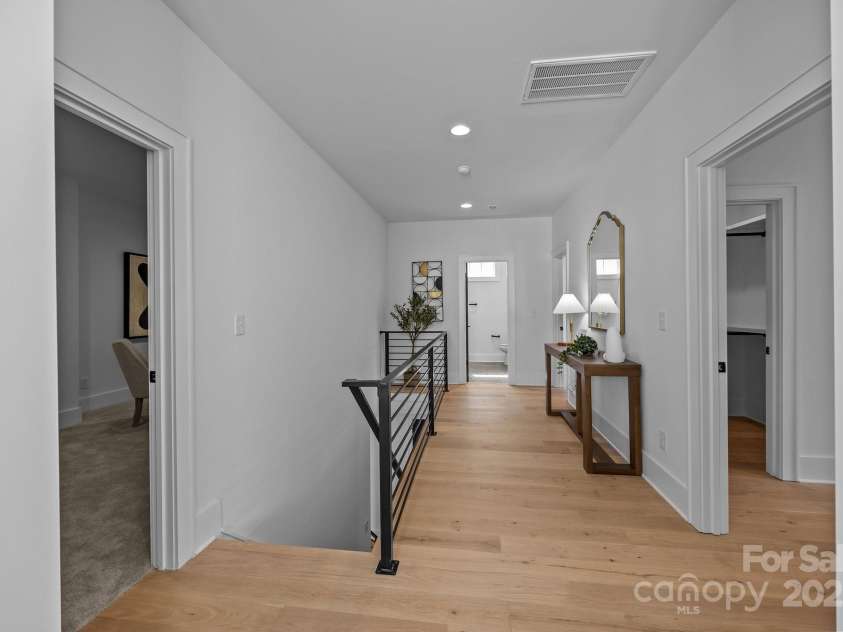 3945 Plainview Road, Charlotte, NC 28208.  MLS# CAR4273445, YatesRealty ID 27929. 