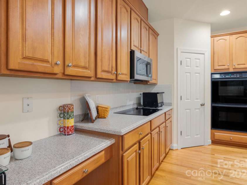 191 Melbourne Drive, Fort Mill, SC 29708.  MLS# CAR4177709, YatesRealty ID 2793. 