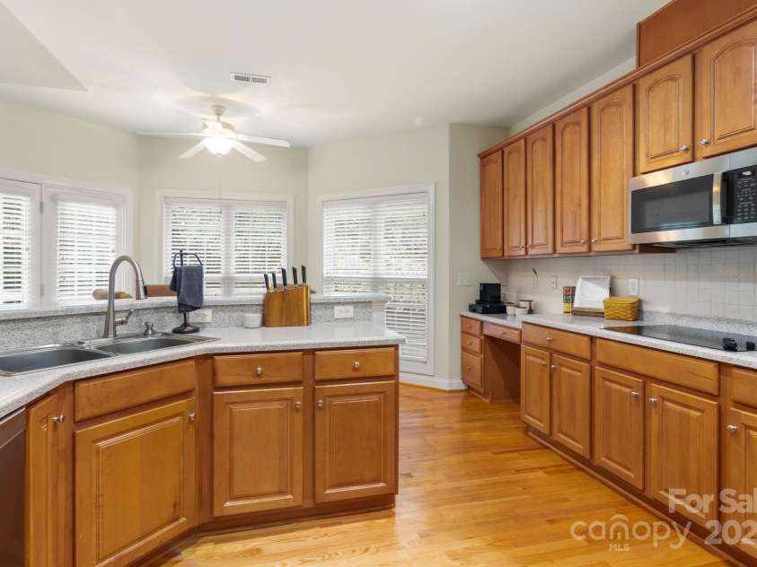 191 Melbourne Drive, Fort Mill, SC 29708.  MLS# CAR4177709, YatesRealty ID 2793. 