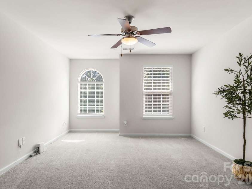 3536 Canyon Live Oak Court, Gastonia, NC 28056.  MLS# CAR4397151, YatesRealty ID 2793. 