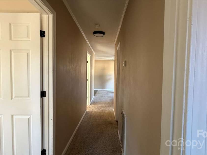 513 Holly Street, Dallas, NC 28034.  MLS# CAR4328130, YatesRealty ID 2793. 