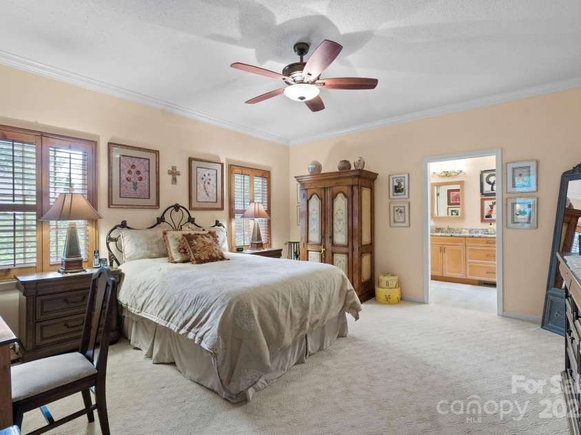 113 Fox Cross Drive, Brevard, NC 28712.  MLS# CAR4283870, YatesRealty ID 27930. Lots of space to fit a king size bed and lots of furniture pieces