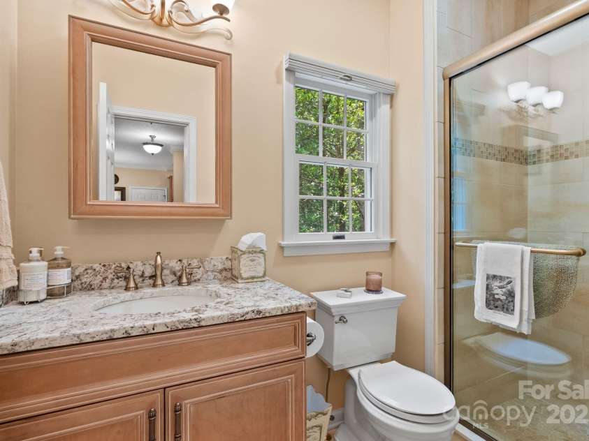 113 Fox Cross Drive, Brevard, NC 28712.  MLS# CAR4283870, YatesRealty ID 27930. Updated 2nd full bath