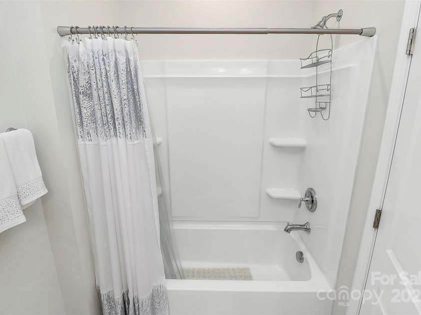 109 Mac Alley, Cramerton, NC 28032.  MLS# CAR4264028, YatesRealty ID 27932. 