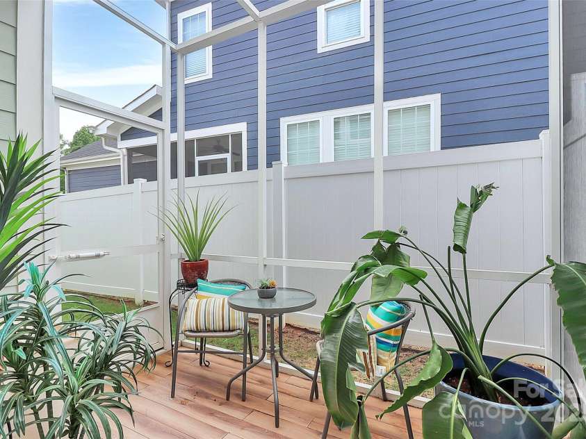 109 Mac Alley, Cramerton, NC 28032.  MLS# CAR4264028, YatesRealty ID 27932. 