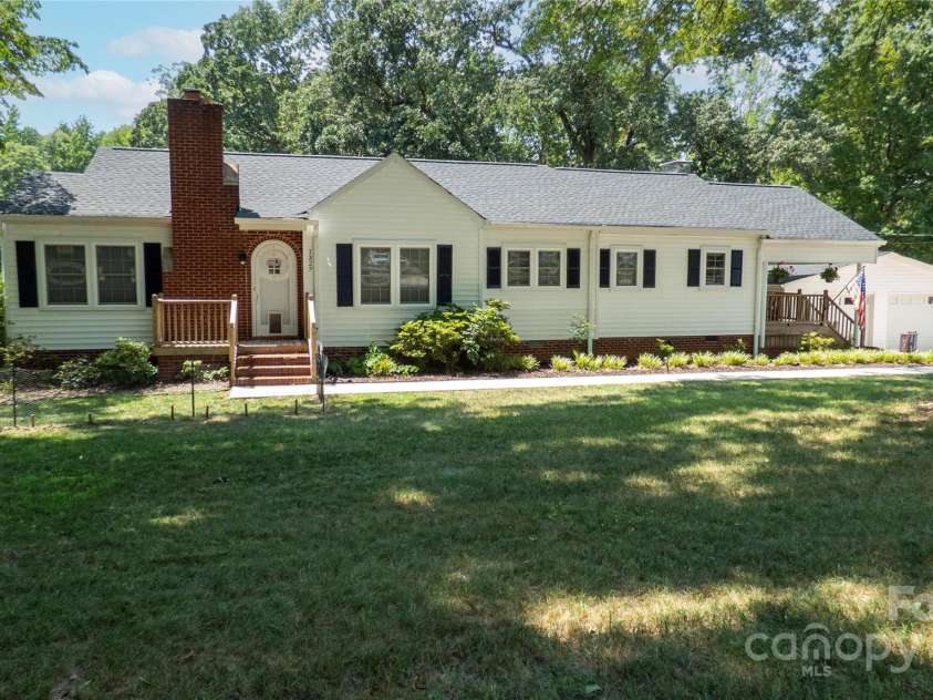 1327 Mount Ulla Highway, Mooresville, NC 28115.  MLS# CAR4268651, YatesRealty ID 27933. 