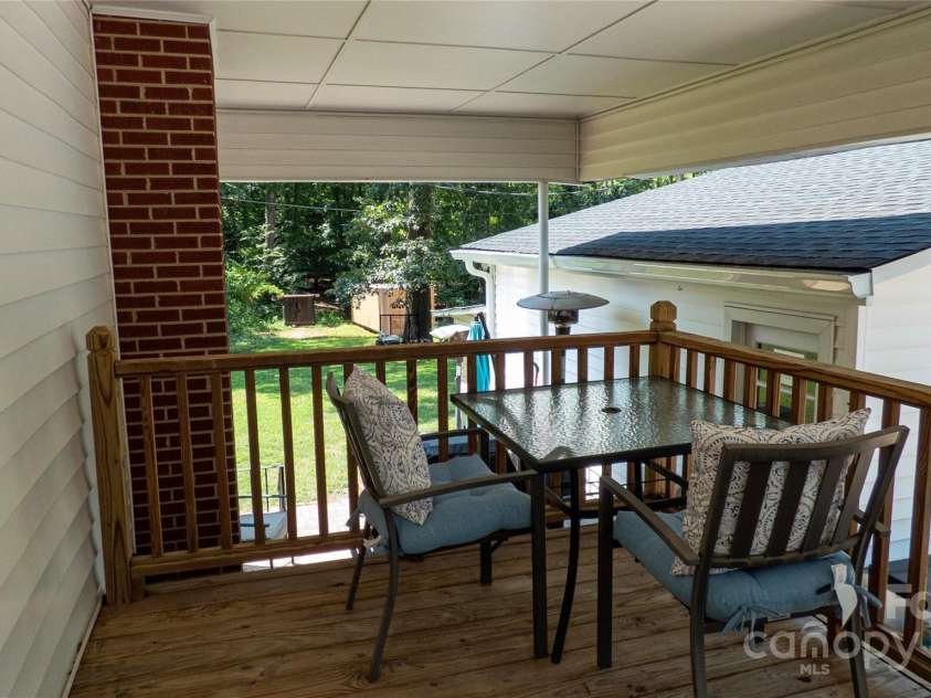 1327 Mount Ulla Highway, Mooresville, NC 28115.  MLS# CAR4268651, YatesRealty ID 27933. 