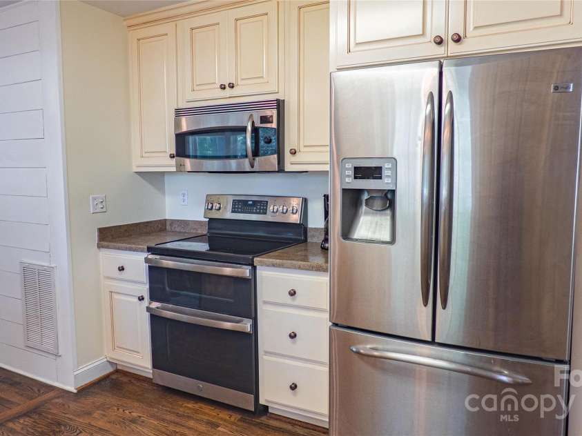 1327 Mount Ulla Highway, Mooresville, NC 28115.  MLS# CAR4268651, YatesRealty ID 27933. 