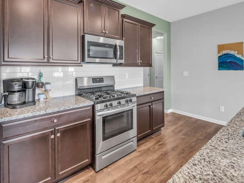 117 Rush Street, Mooresville, NC 28115.  MLS# CAR4280130, YatesRealty ID 27935. 